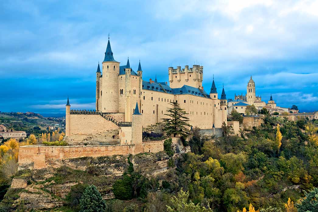 Castle tour in Segovia.