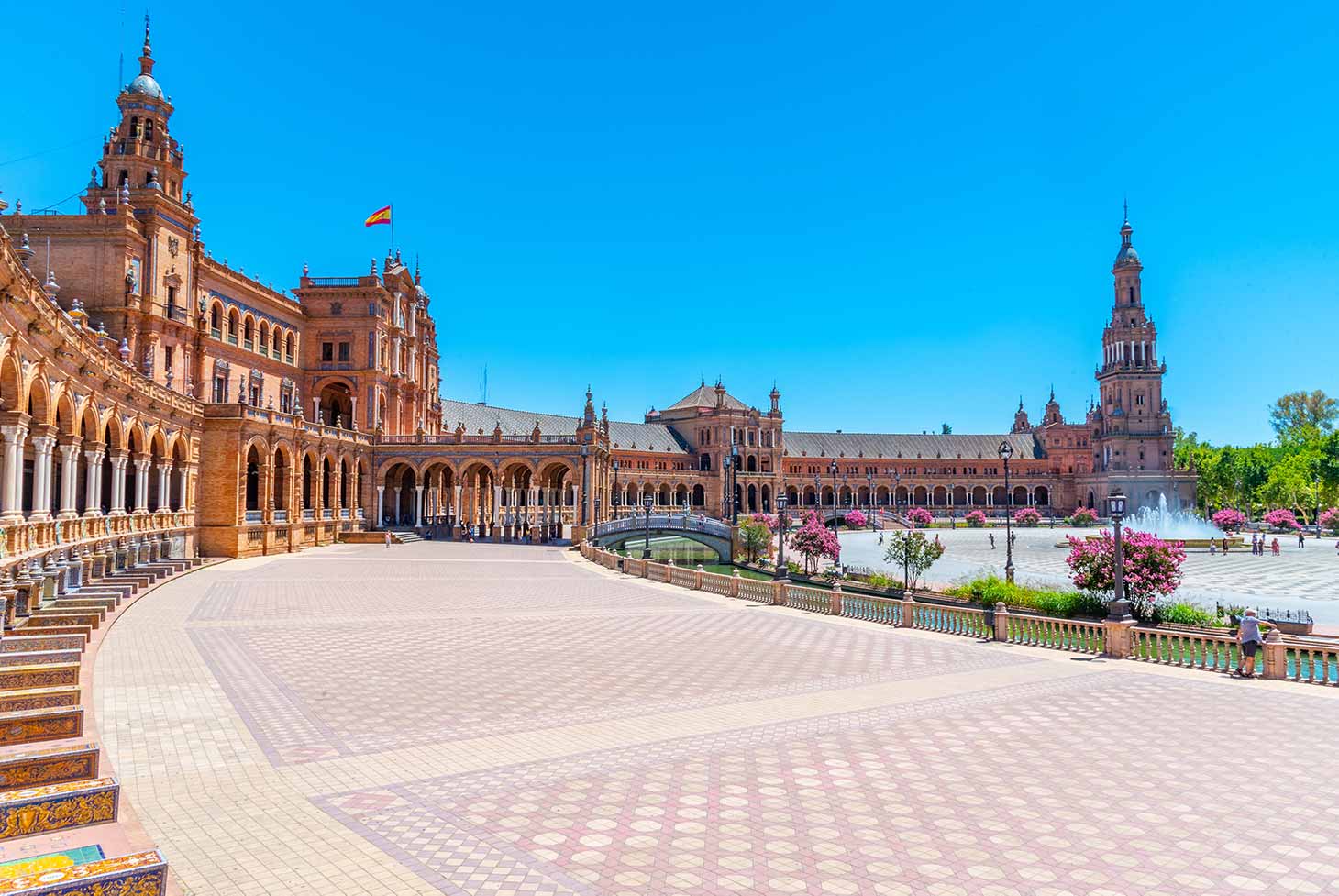 external shot of Plaza De Espana, Seville,