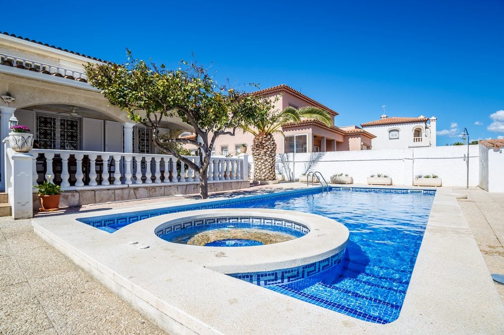 villa in spain